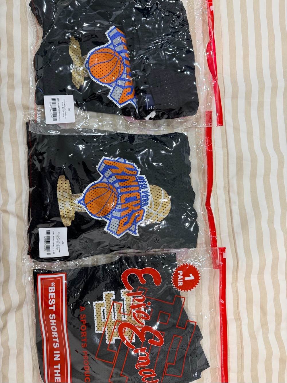 Eric Emanuel Black Knicks Graphic Men’s Shorts